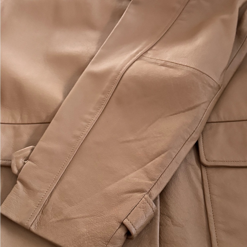 Newport News Tan Leather Trench Coat - Picture 8 of 8